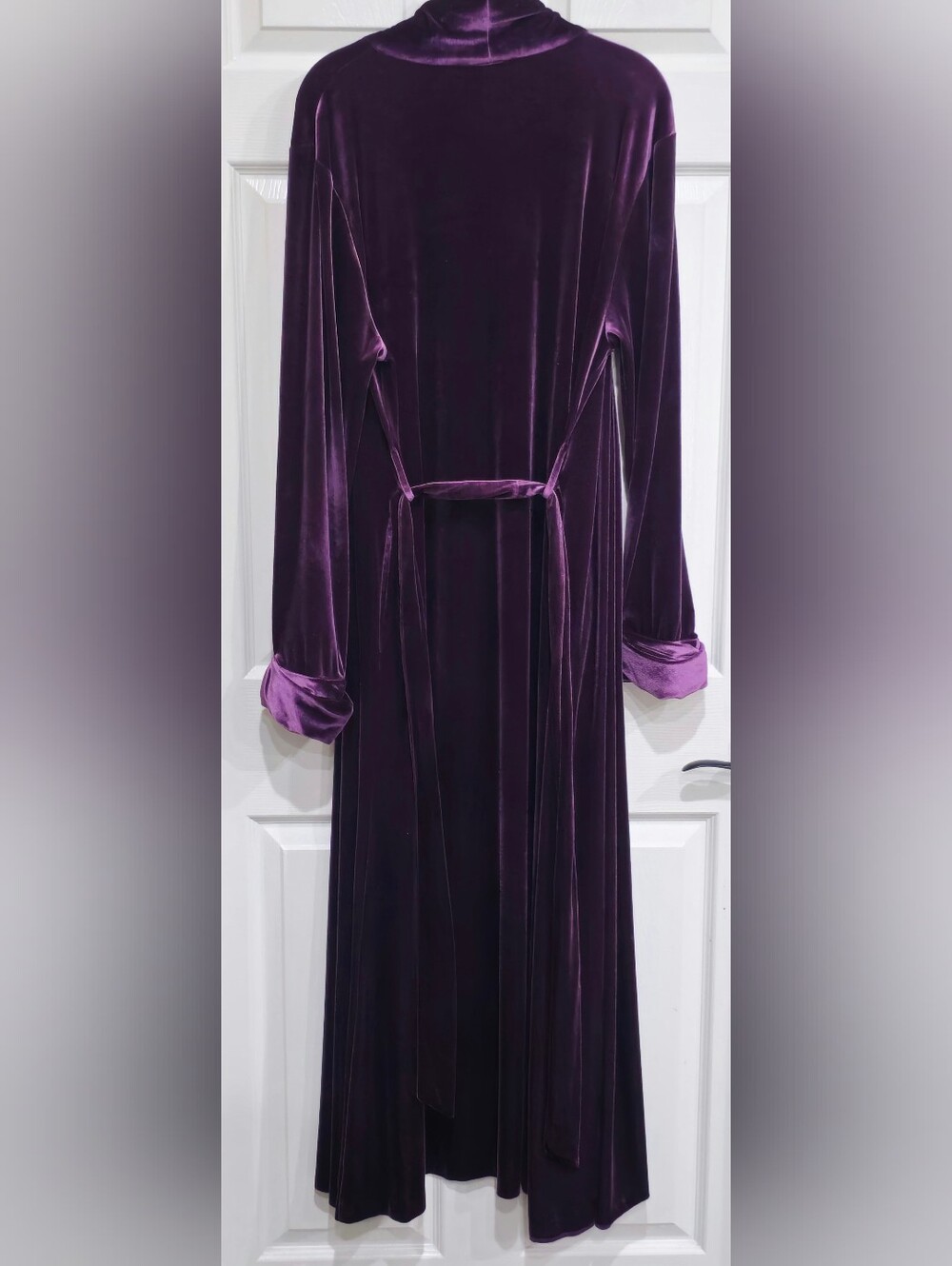 Oscar de la Renta Long Velvet Robe in Deep Purple - Picture 4 of 5
